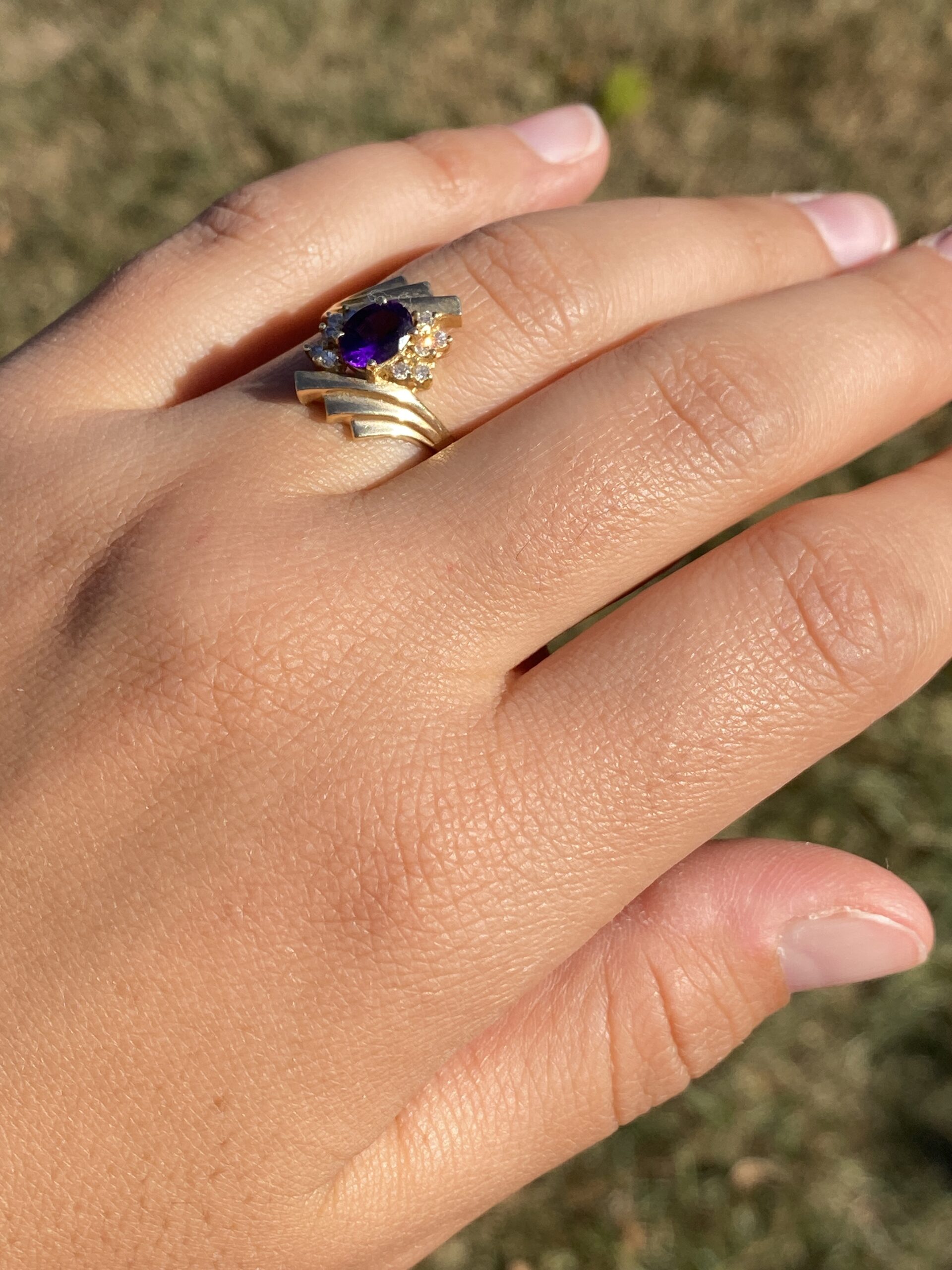 The Violet Cascade: Vintage Amethyst & Diamond Ring in 14k Yellow Gold - Image 9
