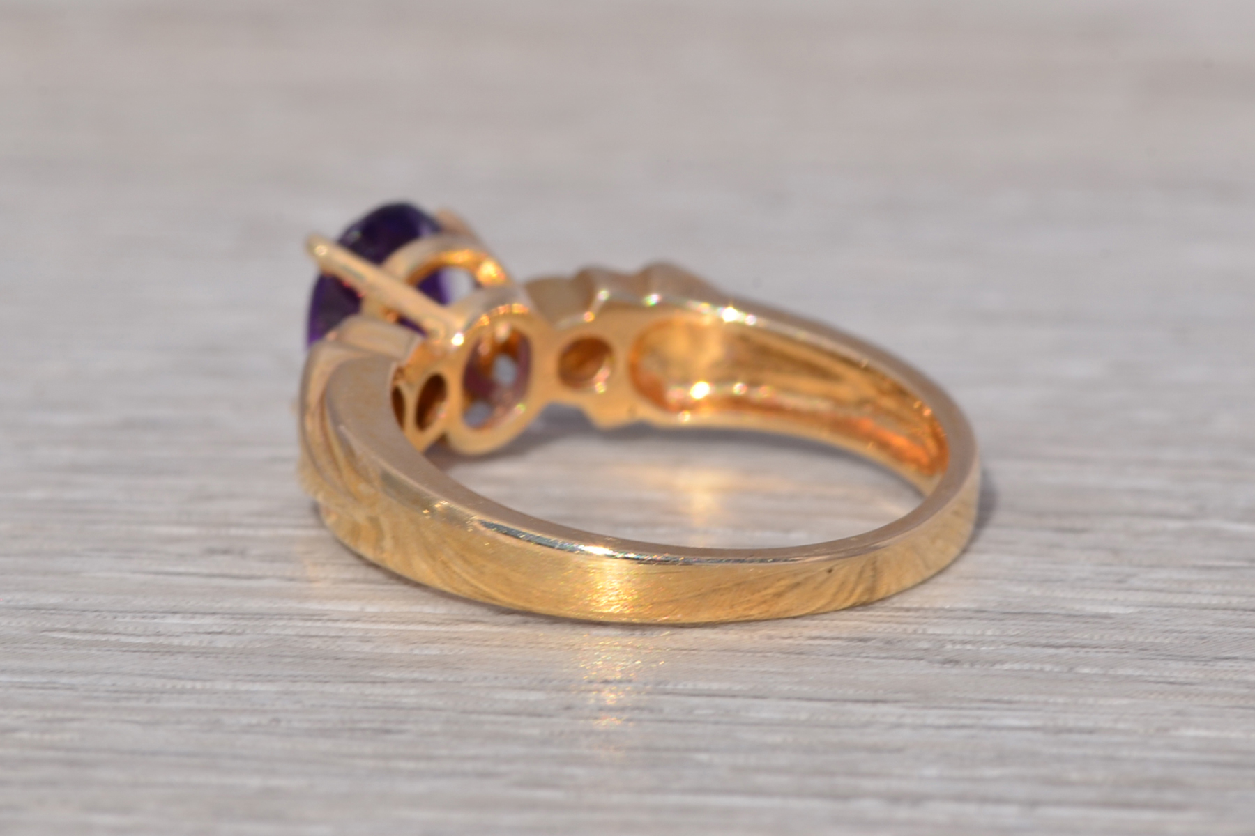 The Royal Ember: Vintage Amethyst & Diamond Ring in 14k Yellow Gold - Image 4