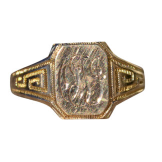 The Manistee:  Ladies Antique Yellow Gold Engraved Ring