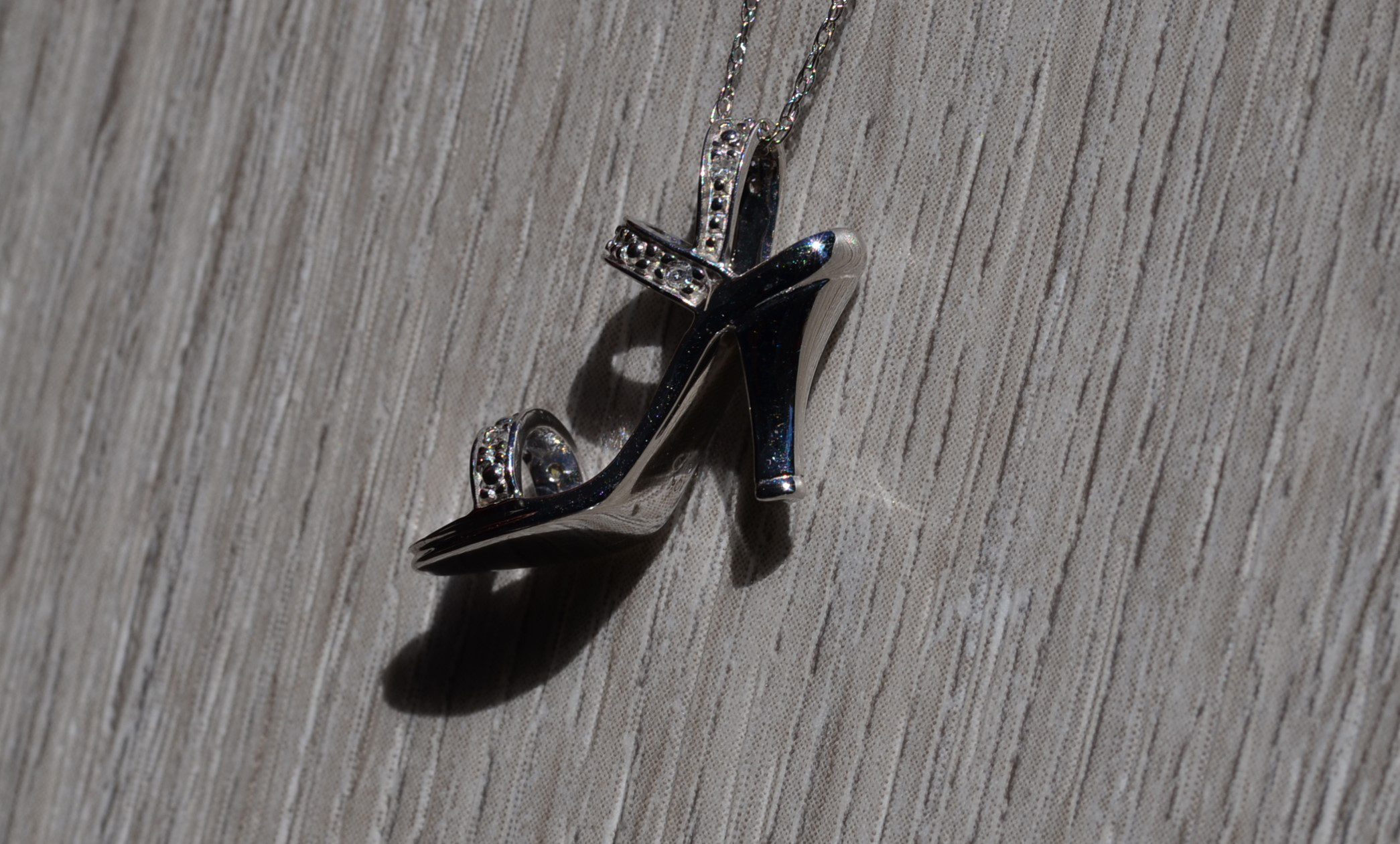 SOLD - The Heel: Ladies White Gold Diamond set Stiletto Necklace - Image 4