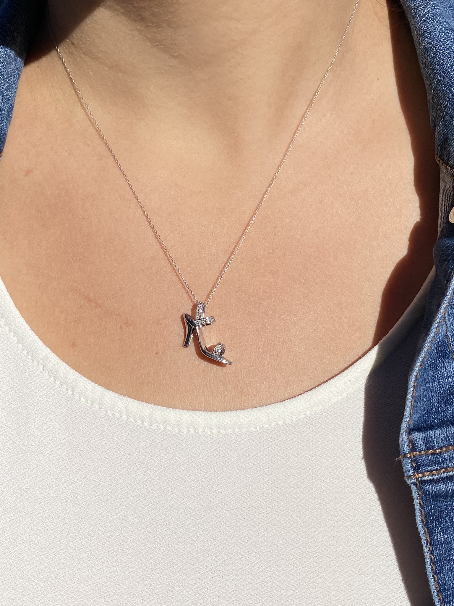 SOLD - The Heel: Ladies White Gold Diamond set Stiletto Necklace - Image 5