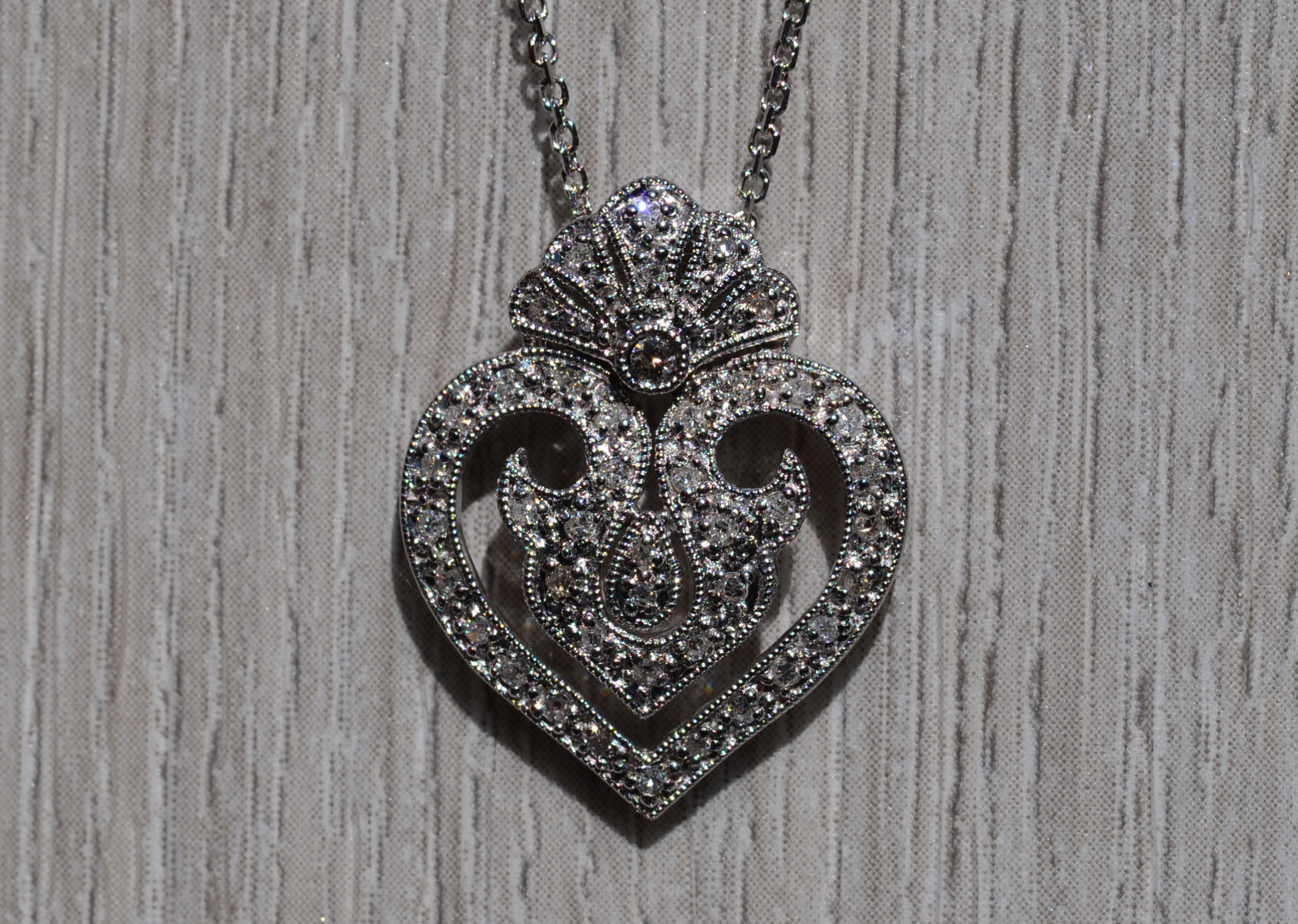 The Amberley: Ladies 14K White Gold Heart Pendant set with Diamonds - Image 2