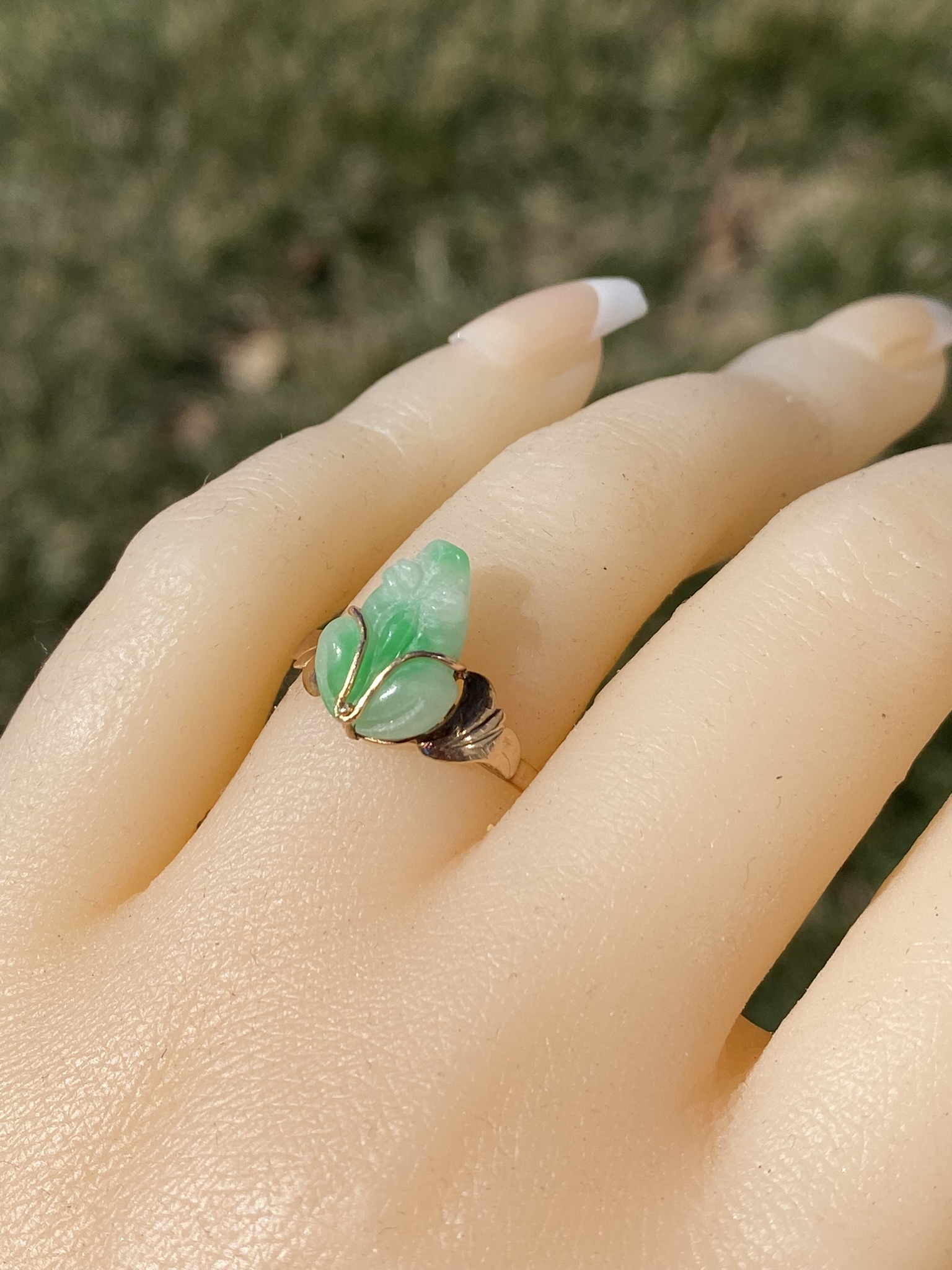 SOLD - Ladies Signed Moss in Snow Jadeite Jade Ring in 18K Rose Gold - Image 9