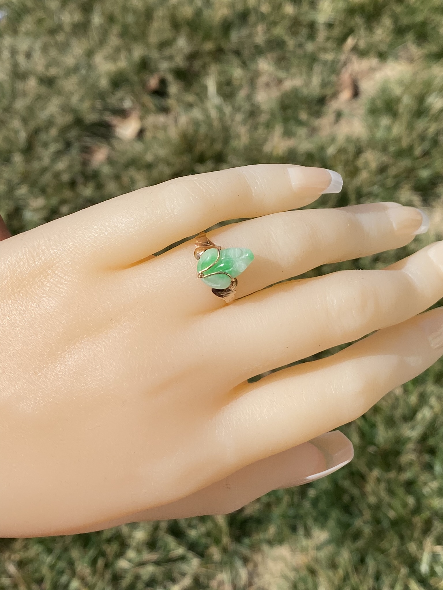 SOLD - Ladies Signed Moss in Snow Jadeite Jade Ring in 18K Rose Gold - Image 8