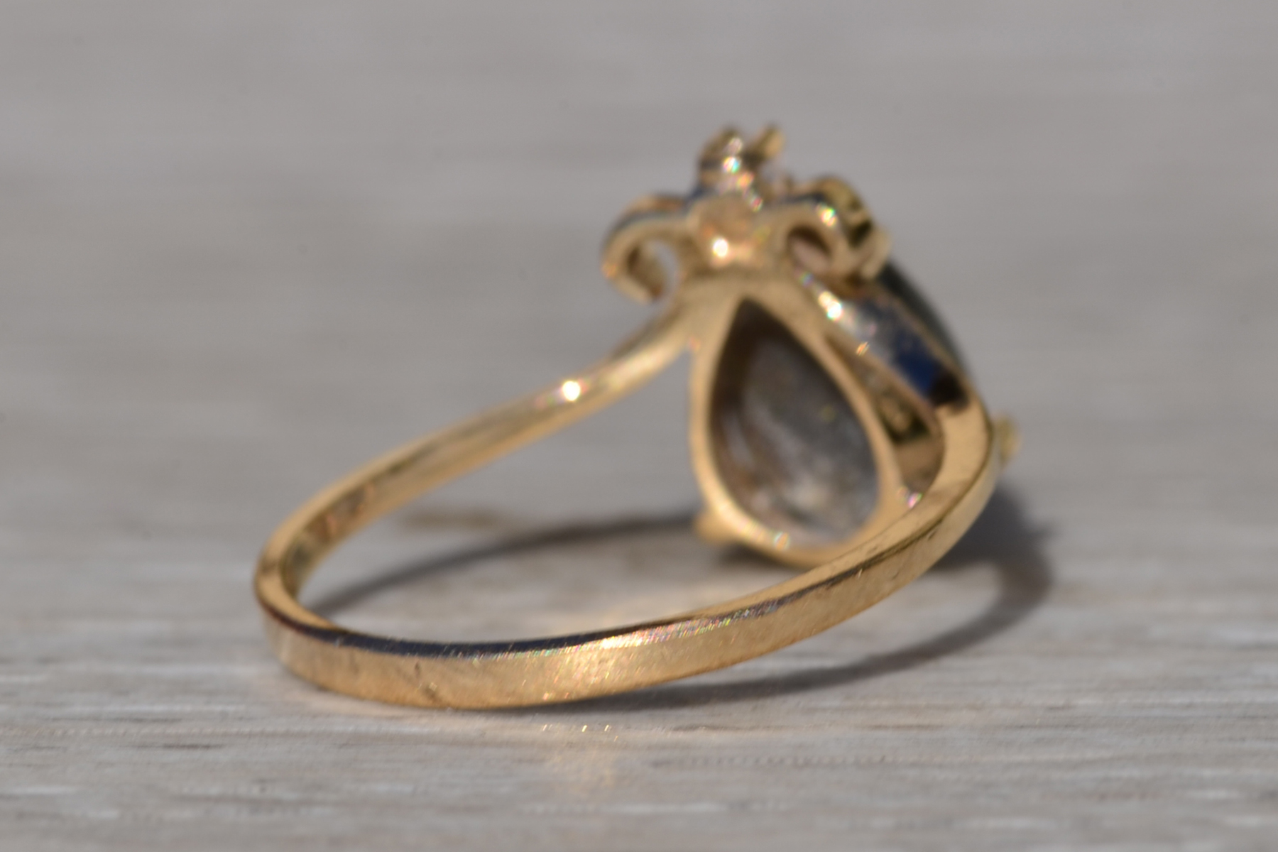 SOLD - Ladies Vintage Black Star Sapphire Ring in Yellow Gold - Image 5