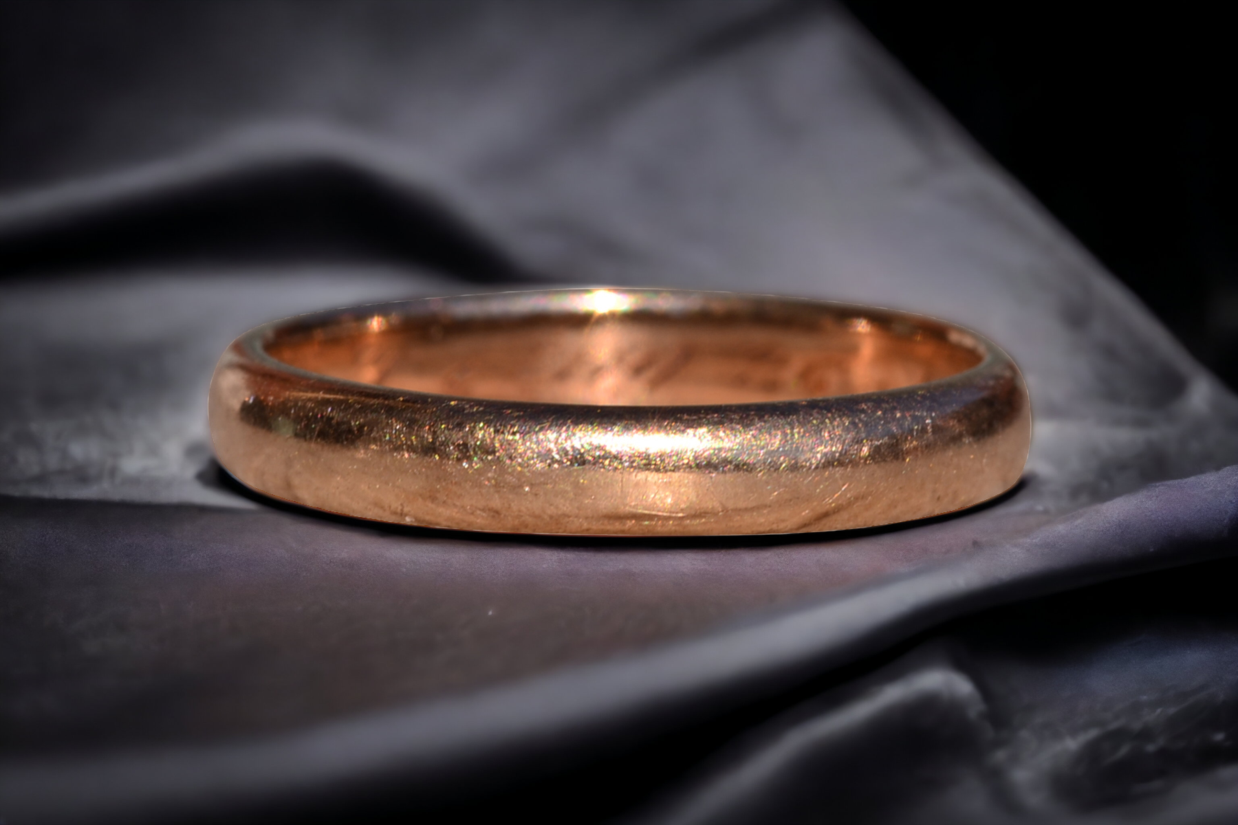 SOLD - The Mallee Hill: Antique Wedding Band Circa August 26th 1917 - Image 5