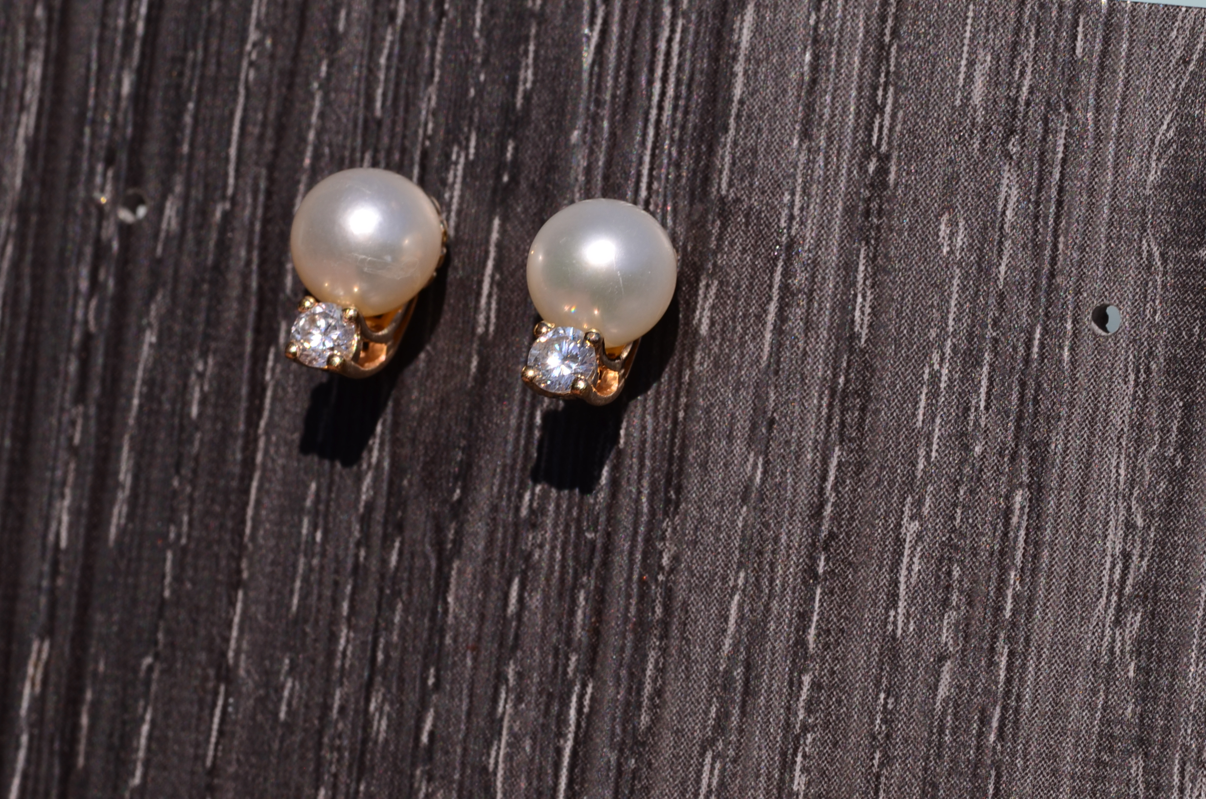 SOLD - The Royan: Pearl and Diamond Studs in Yellow Gold - Image 3