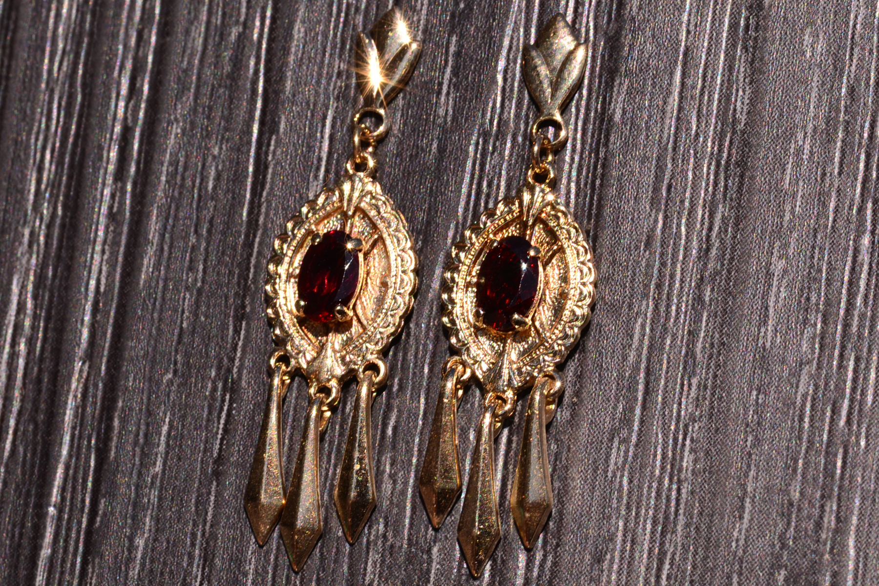 The Agen: Garnet Dangler Earrings in Yellow Gold - Image 3