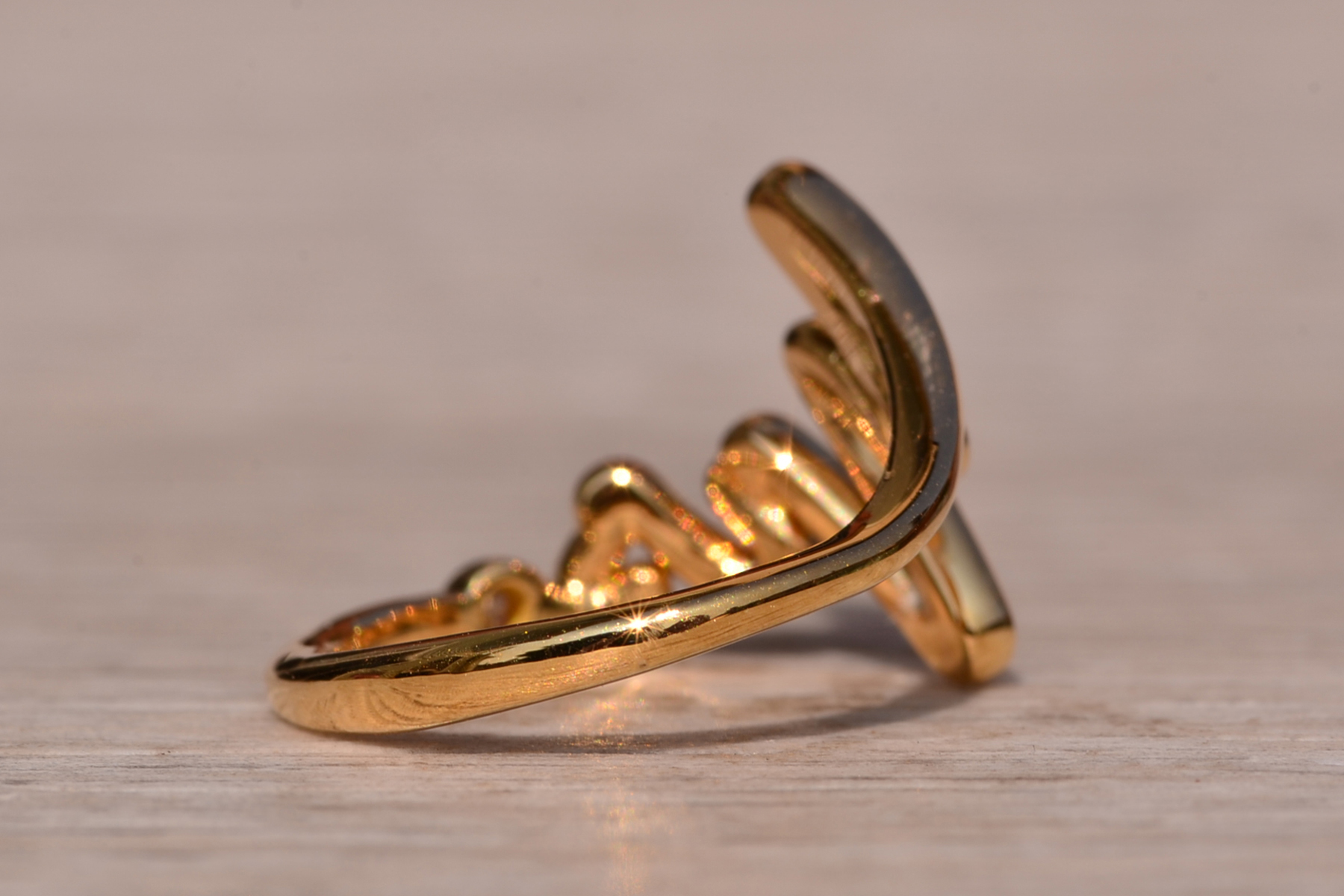 SOLD - The Heart: Ladies Hearts on Fire Yellow Gold Mrs. Ring - Image 5