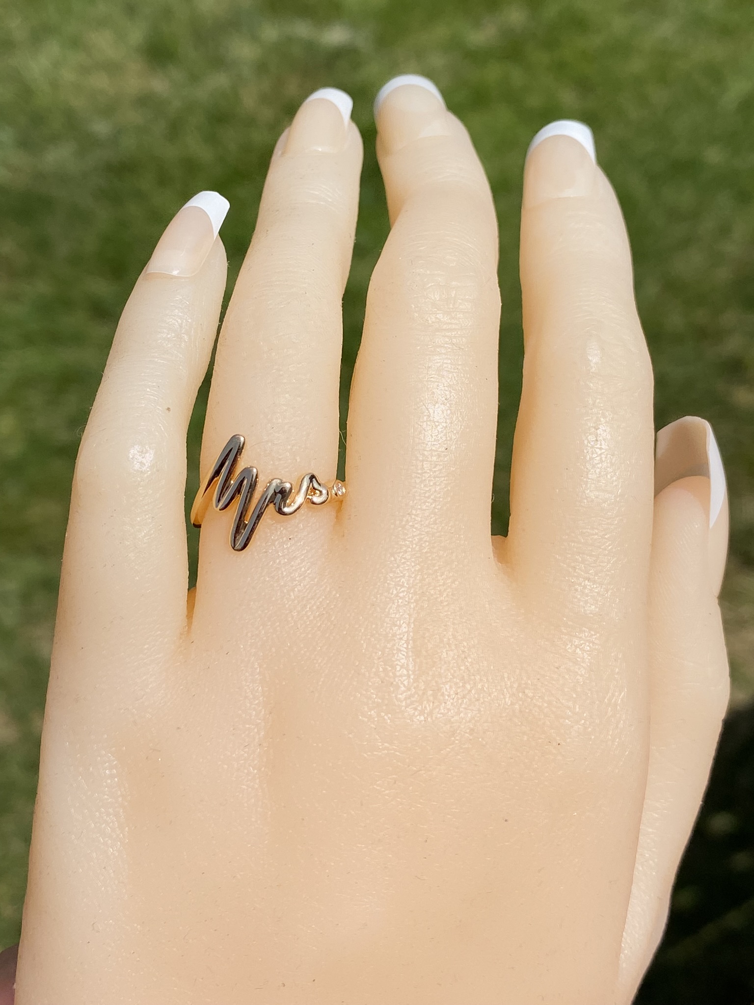 SOLD - The Heart: Ladies Hearts on Fire Yellow Gold Mrs. Ring - Image 9