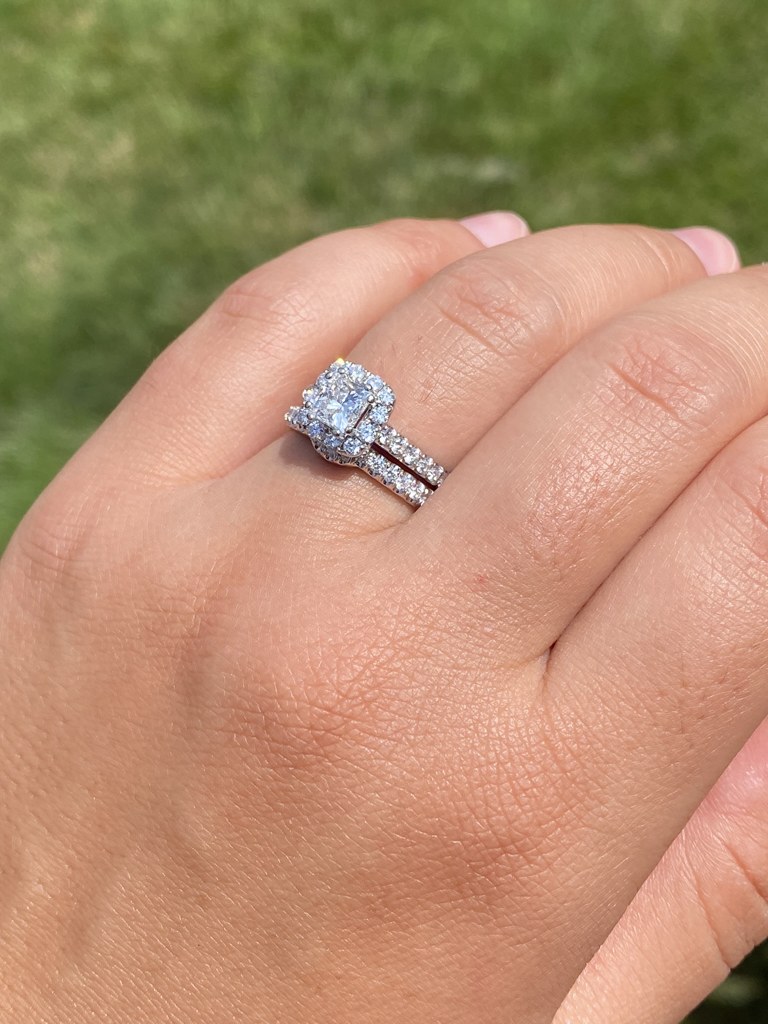 SOLD - The Duryea Ave: Neil Lane Signed Engagement Ring with Princess Cut Natural Diamond - Image 9