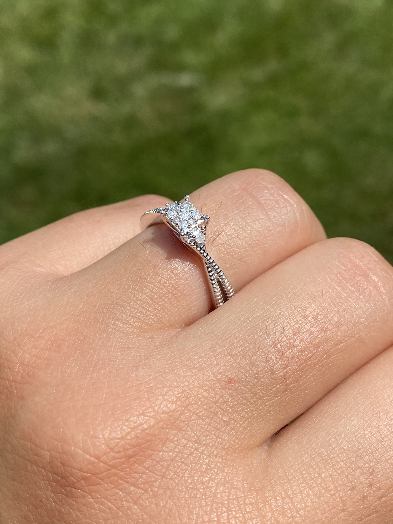 The Gladstone Place Duo: White Gold Promise Ring set with Natural Diamonds - Image 10