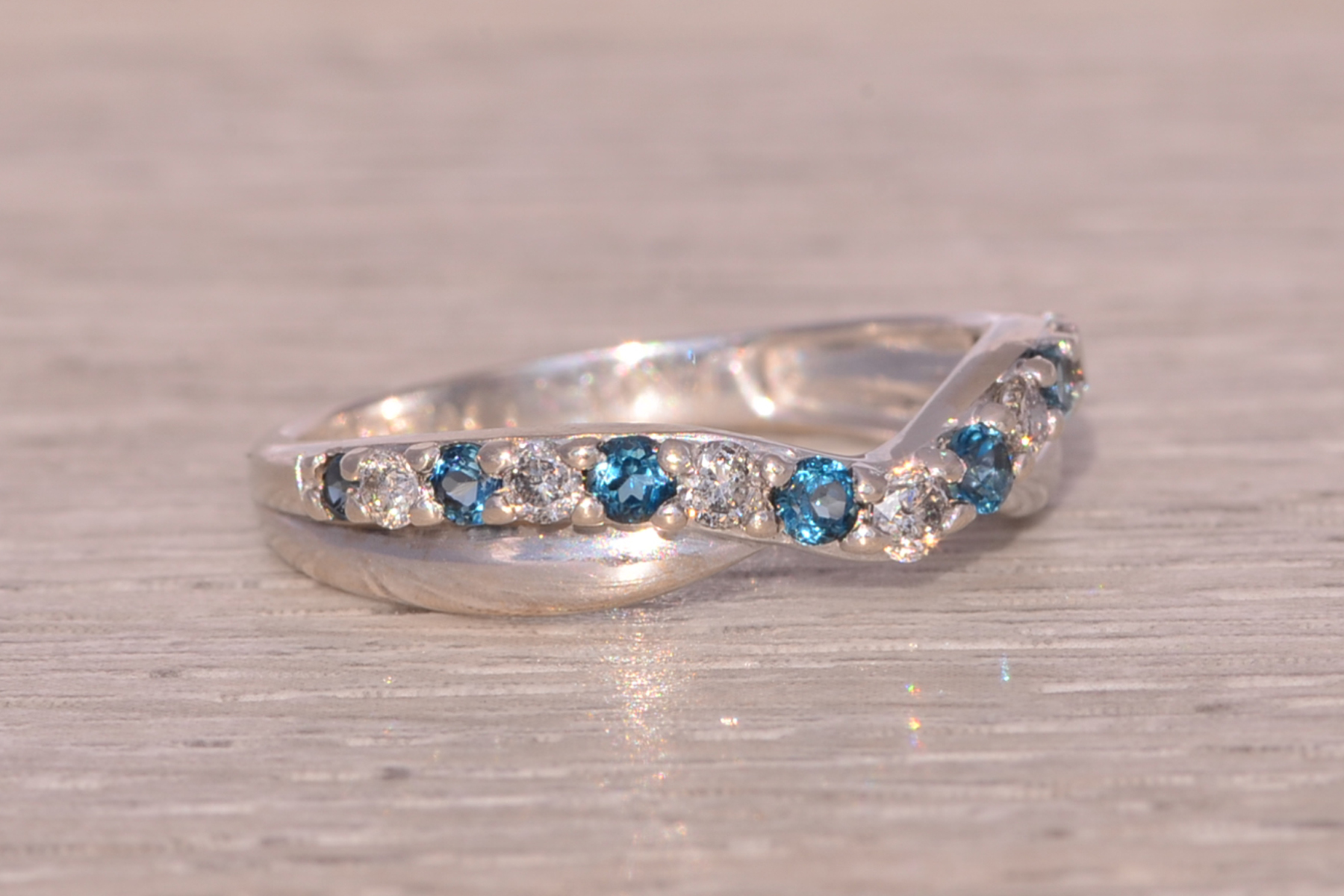 The Nebula Twist: Topaz and Diamond Ring in White Gold - Image 6