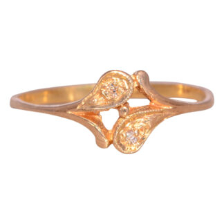 The Golden Leaf: Natural Diamond Ring in Yellow Gold