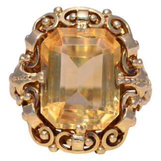The Golden Scroll: Georgian Era Citrine Ring in Yellow Gold