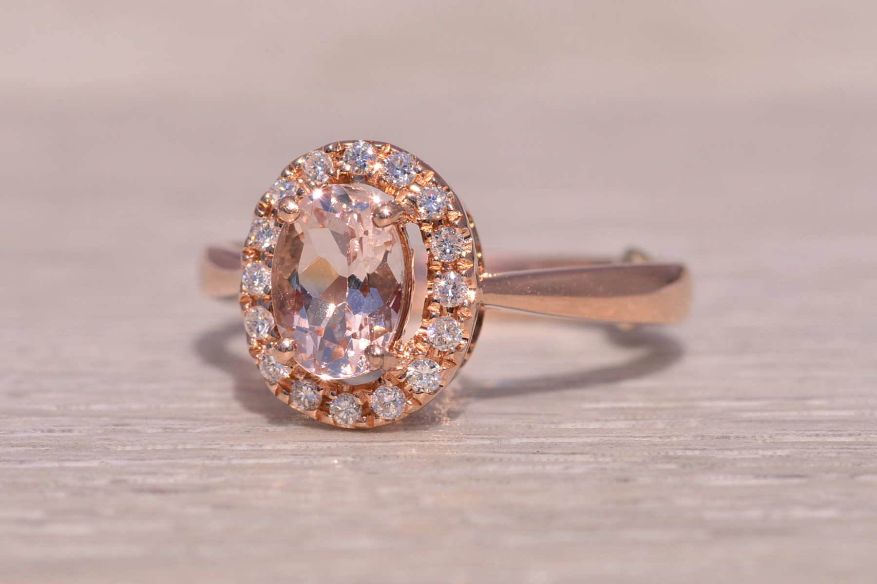 The Blush Halo: Morganite and Diamond Ring in Rose Gold - Image 3