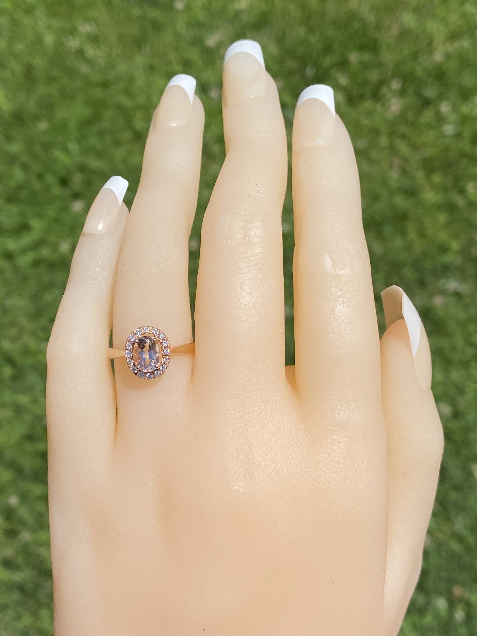 The Blush Halo: Morganite and Diamond Ring in Rose Gold - Image 8
