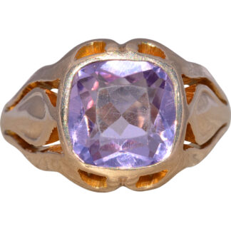 The Amethyst Bastion: Amethyst Ring in Yellow Gold