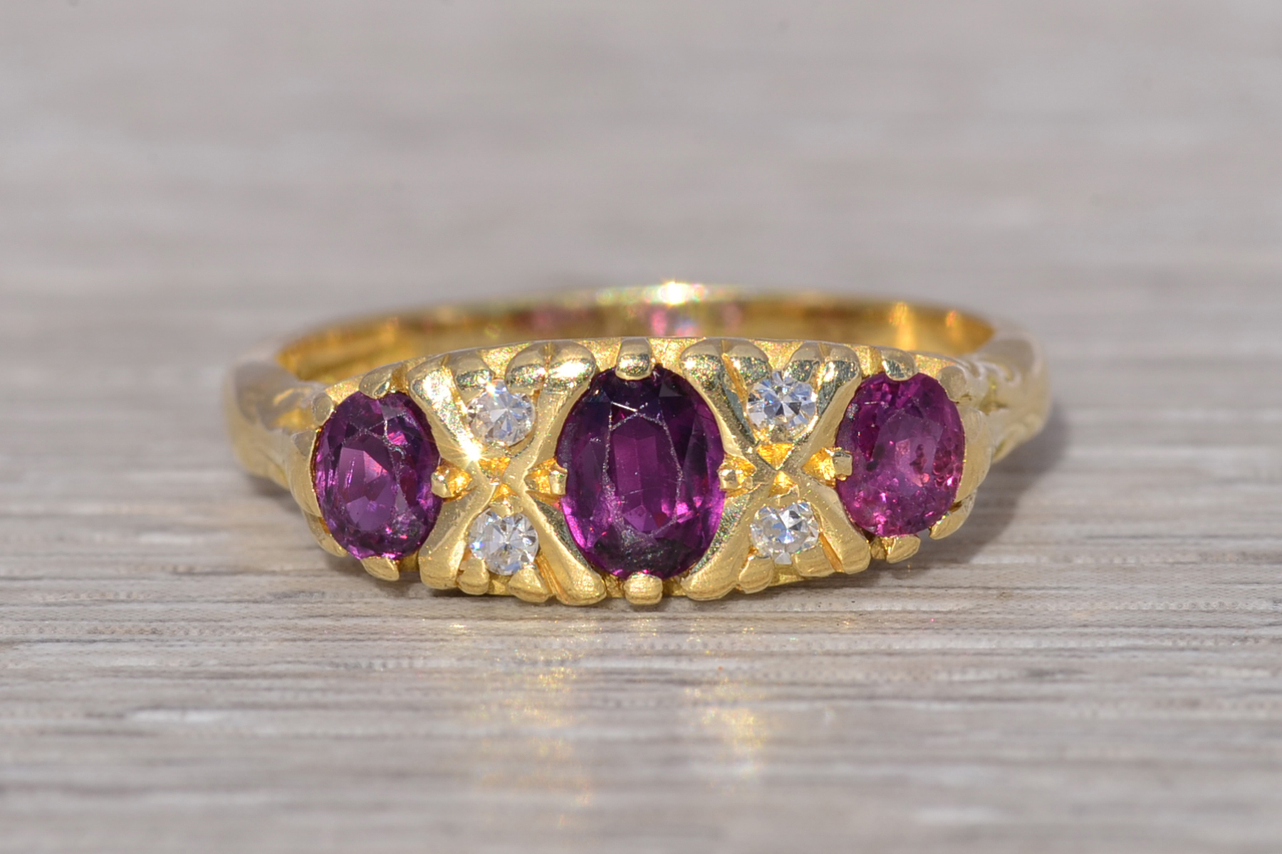 The Crowned Trio: Ruby and Natural Diamond Ring in Yellow Gold - Image 7