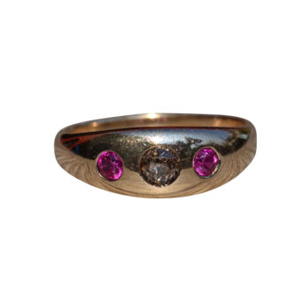 The Alhambra: Gentleman's Antique Yellow Gold Ring With Natural Brownish-Pink Diamond