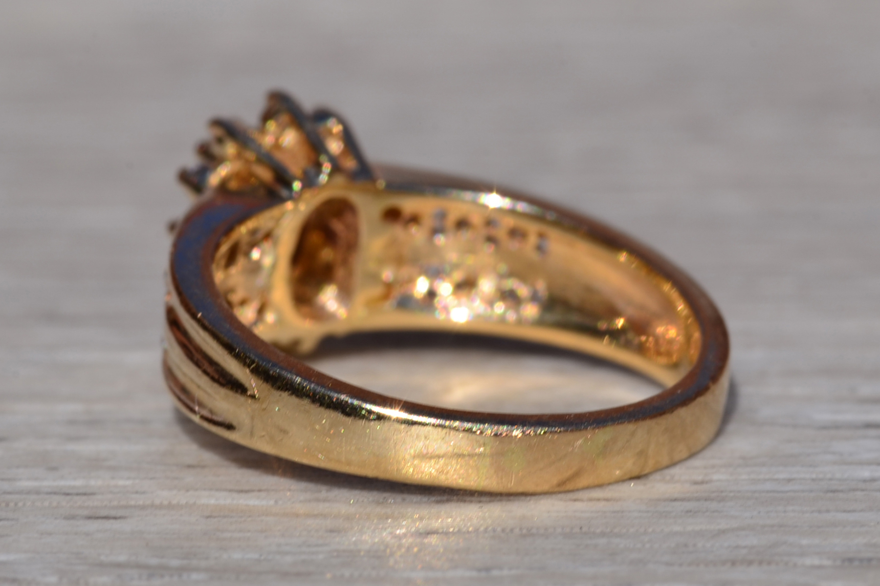 The Cardston: Ladies 14K Yellow Gold Ring set with Ruby and Diamond - Image 4
