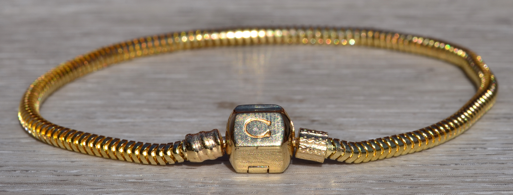 The Listowel: Ladies Vintage Chamilia Charm Bracelet in 14K Yellow Gold - Image 2