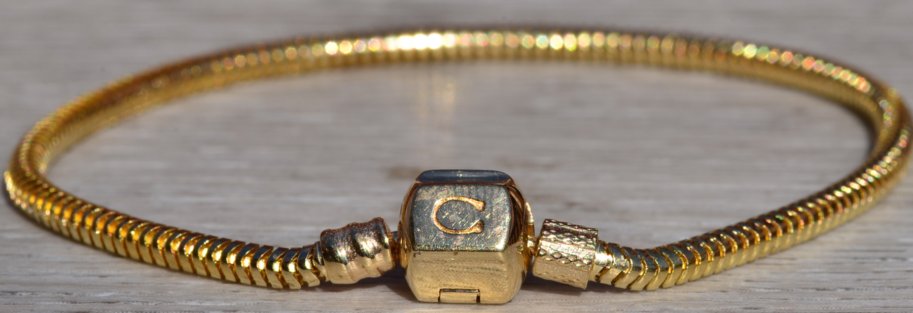 The Listowel: Ladies Vintage Chamilia Charm Bracelet in 14K Yellow Gold - Image 5
