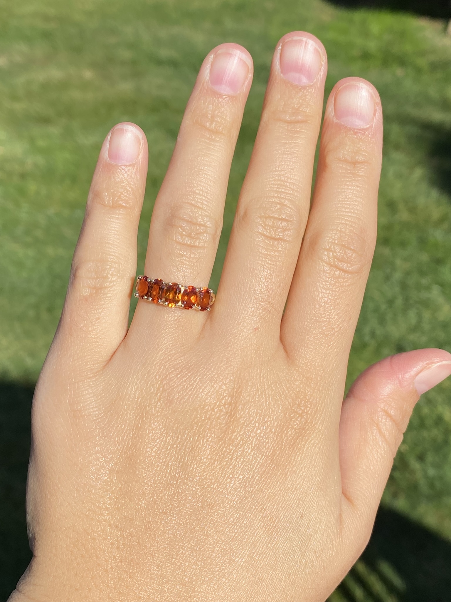 SOLD - The Bervie: Ladies Yellow Gold Garnet Ring - Image 8
