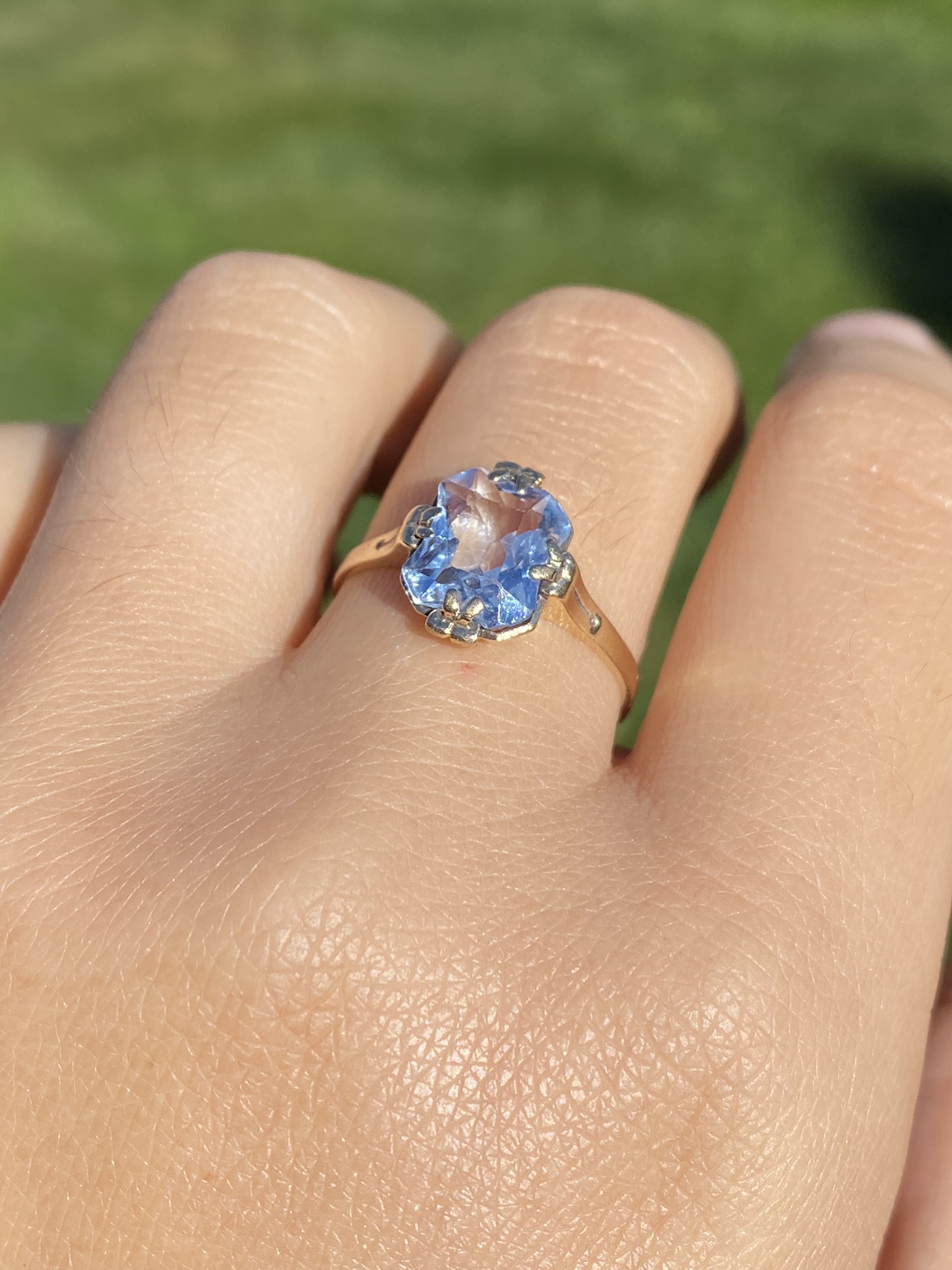 SOLD - The Cedarmont Beach: Ladies Yellow Gold Ring set with Custom Cut Lab Created Spinel - Image 9