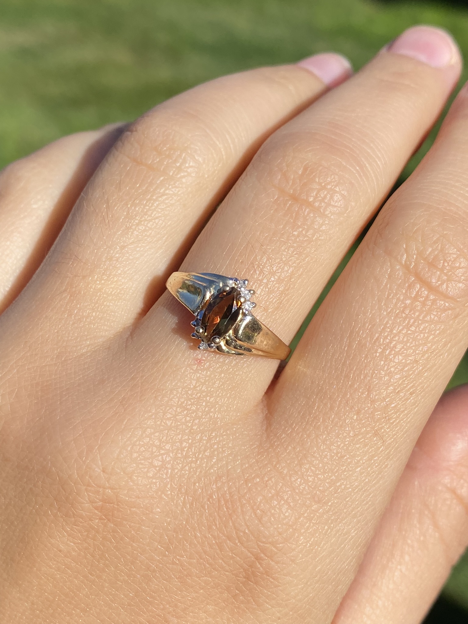 SOLD - The Kooskia: Ladies Vintage 14K Yellow Gold Andalusite and Diamond Ring - Image 9