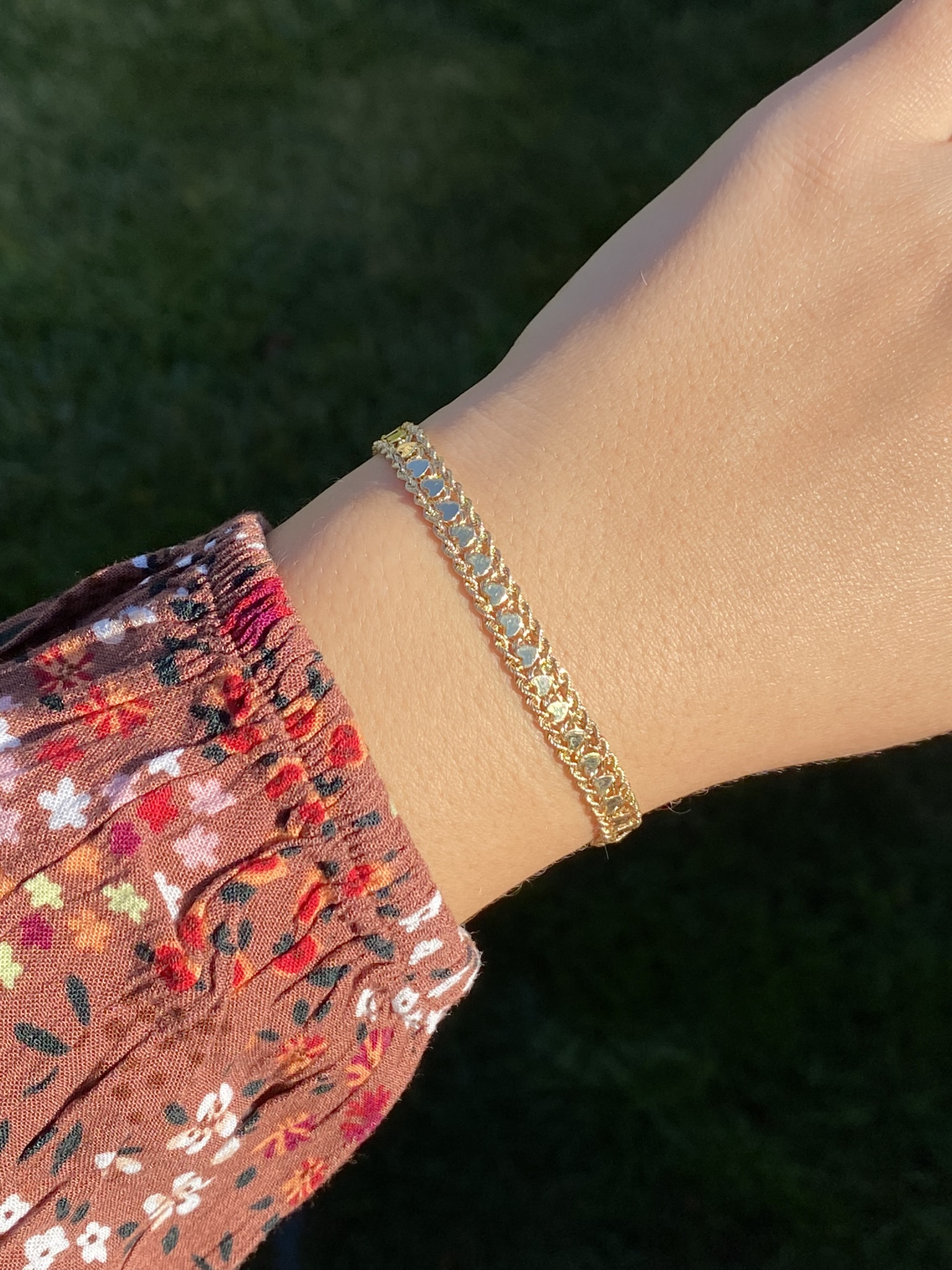 SOLD: The Sidmouth: Signed Yellow Gold Heart Bracelet - Image 7