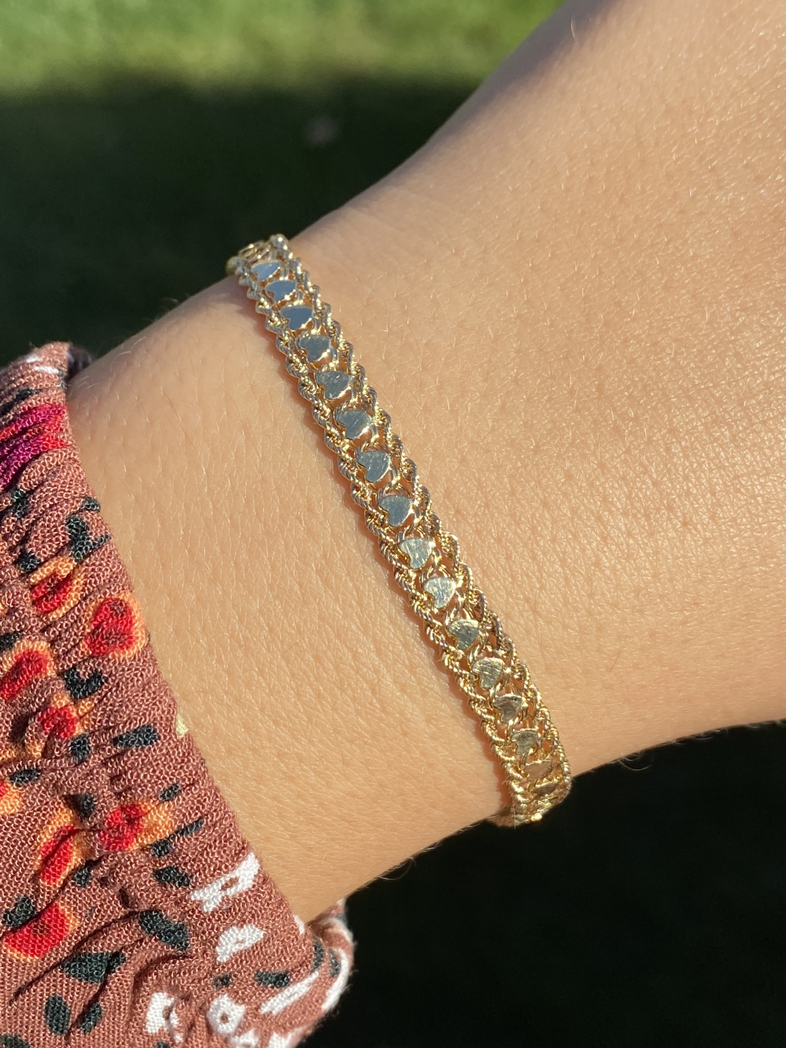 SOLD: The Sidmouth: Signed Yellow Gold Heart Bracelet - Image 8