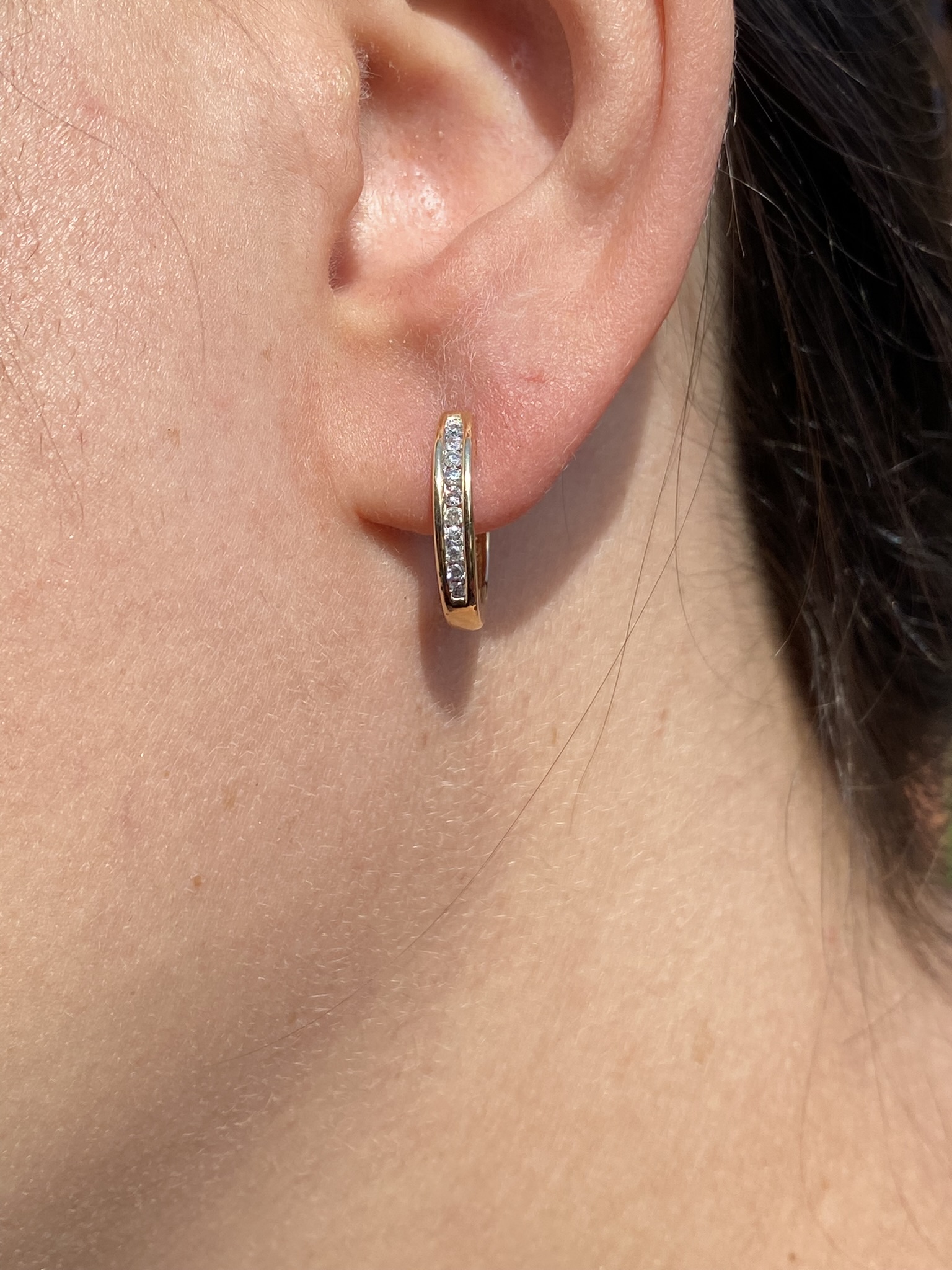 The Alvernons: Ladies 14K Gold 5/8" Diamond Set Hoop Earrings - Image 10
