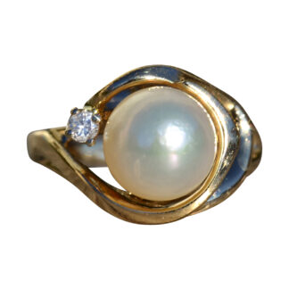 The Slayden:  Ladies 14K Gold Ring set with Pearl and Diamond Accent