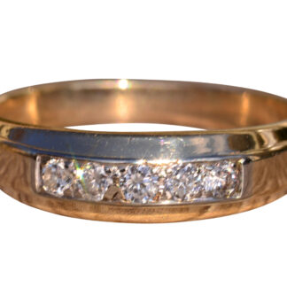 The Dulwich Hill:  Gentleman's Yellow Gold and Natural Diamond Wedding Band