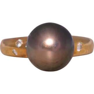The Midnight Pearl: Pearl and Natural Diamond Ring in Yellow Gold