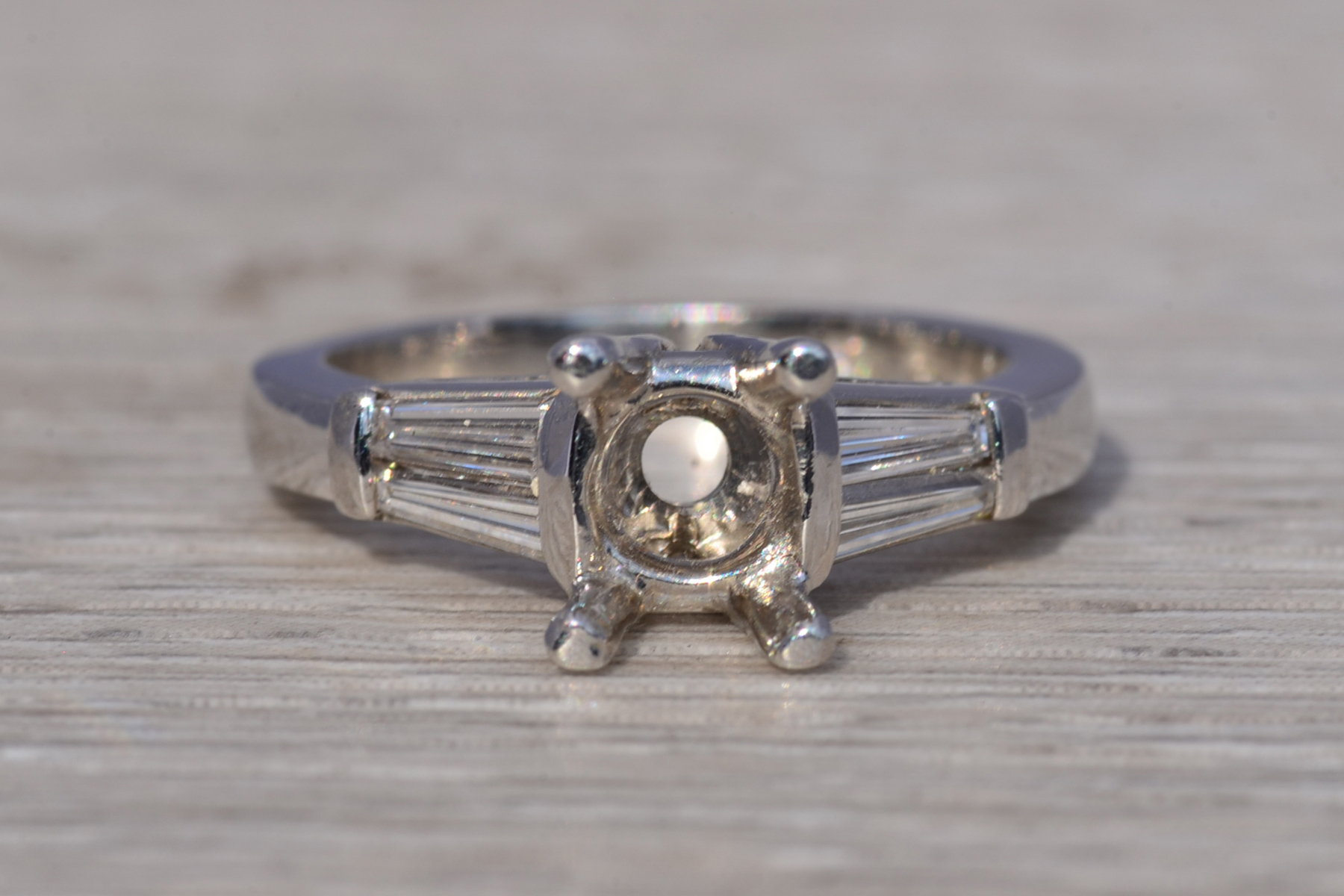 The Tapered Brilliance: Diamond Ring Mounting in Platinum - Image 2