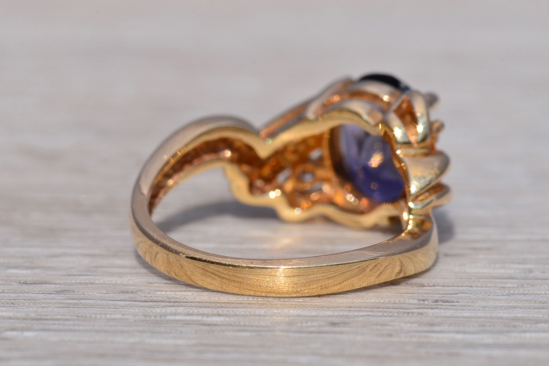 The Midnight Current: Iolite and Natural Diamond Ring in Yellow Gold - Image 5
