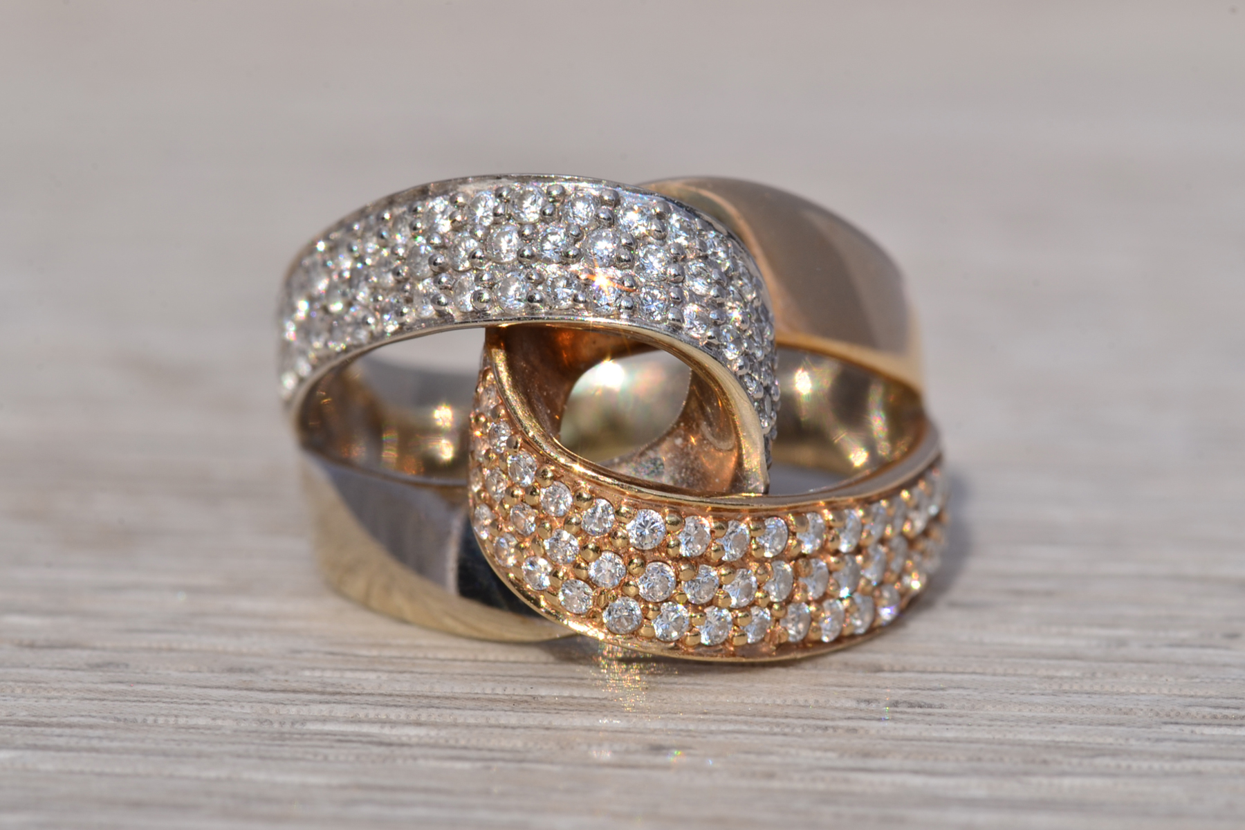 The Entwined Brilliance: Natural Diamond Ring in Two-Tone Gold - Image 2