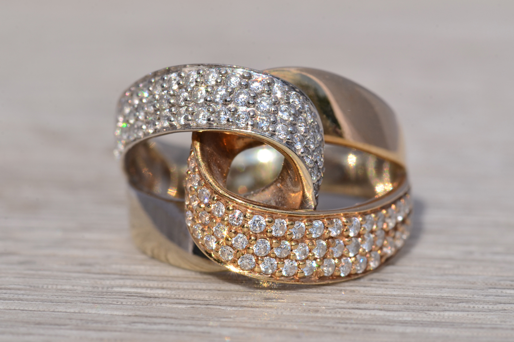 The Entwined Brilliance: Natural Diamond Ring in Two-Tone Gold - Image 6