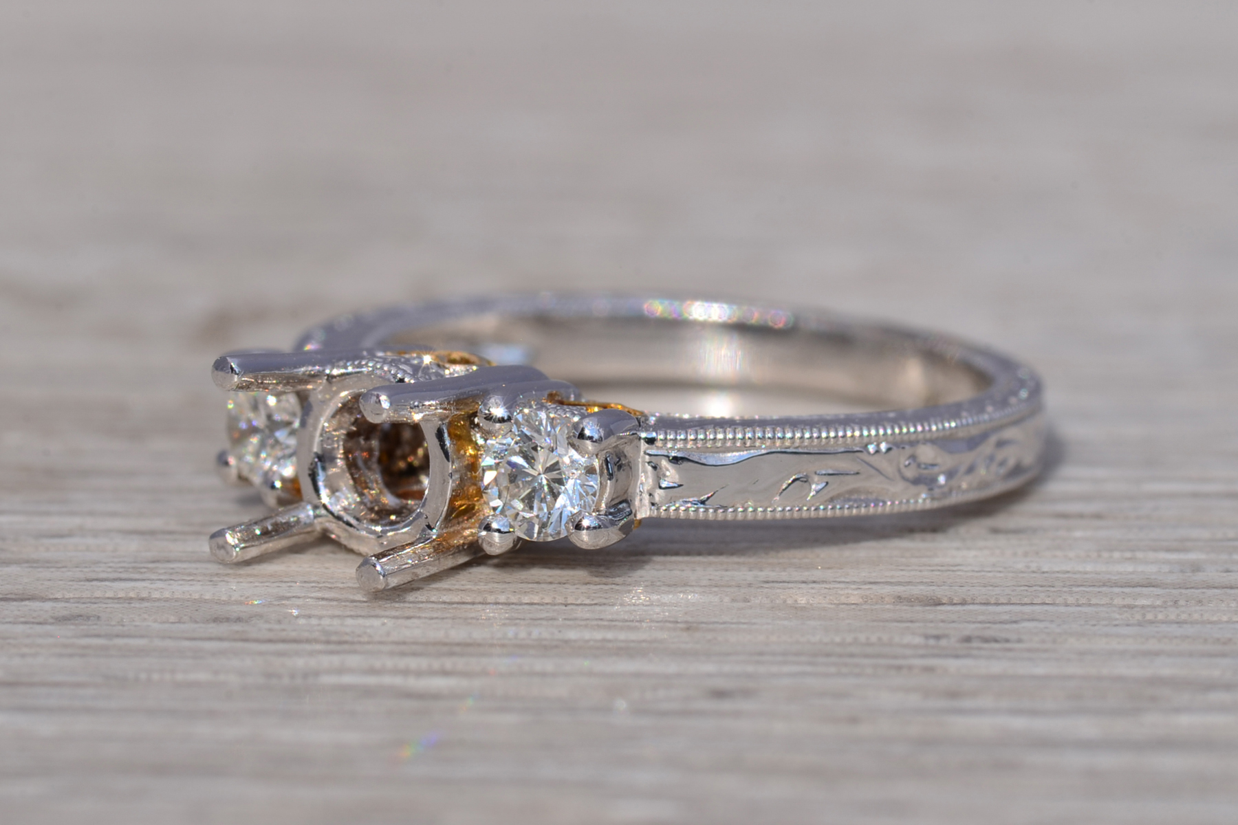 The Eternal Heart: Diamond Ring Mounting in Platinum - Image 3