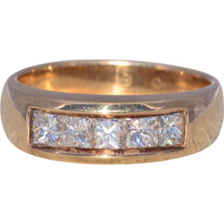 The Princess Brilliance: Diamond Band in Yellow Gold