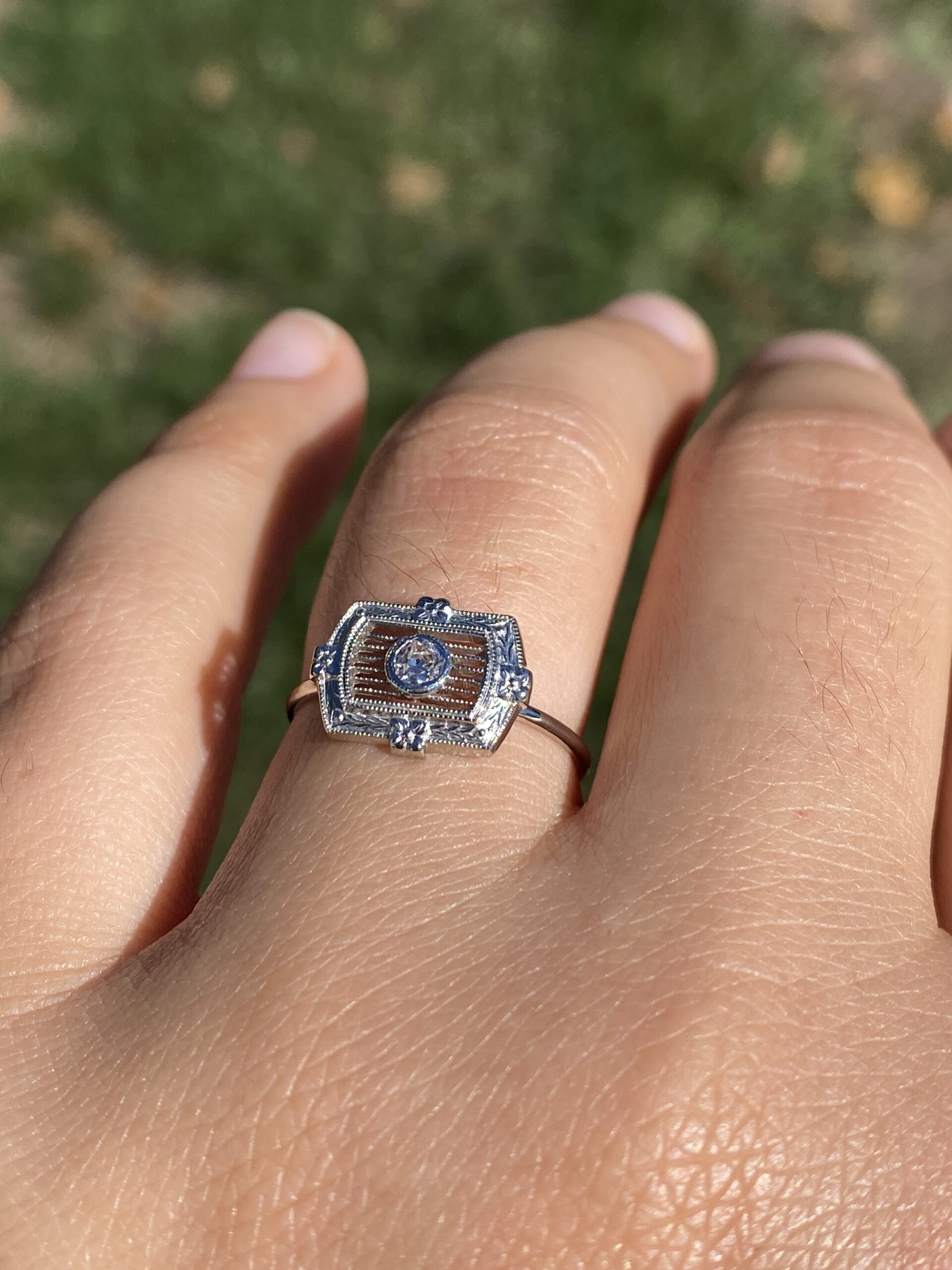 SOLD - The Art Deco Bloom: Natural Diamond Ring in 14 Karat White Gold - Image 10