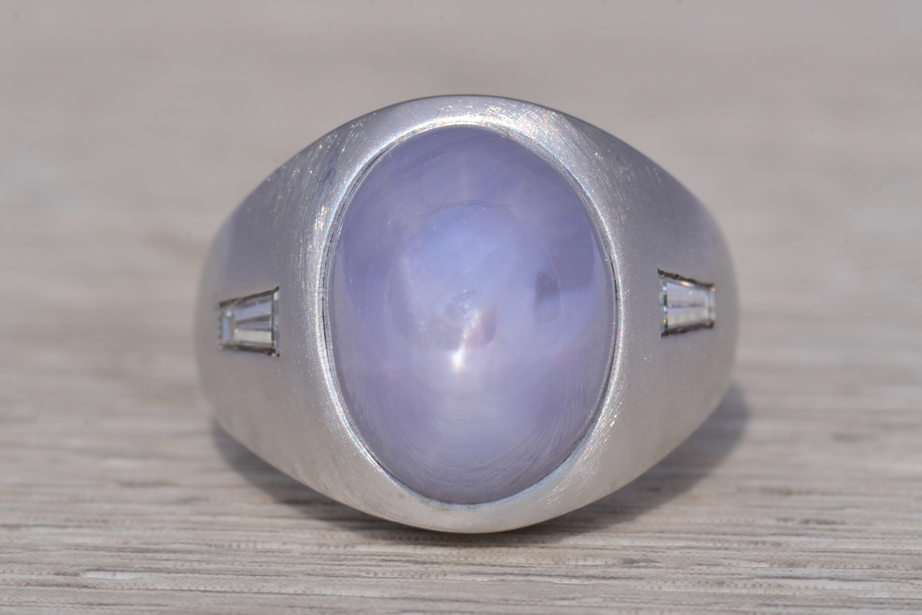 The Celestial Glow: Star Sapphire and Diamond Ring in White Gold - Image 7