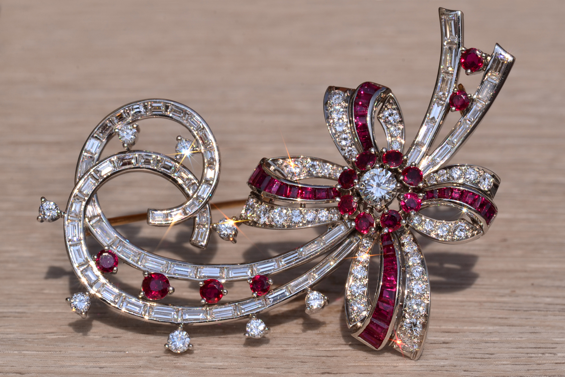 SOLD - The Val-Belair: Outstanding Tiffany and Company Natural Ruby and Diamond Brooch - Image 2