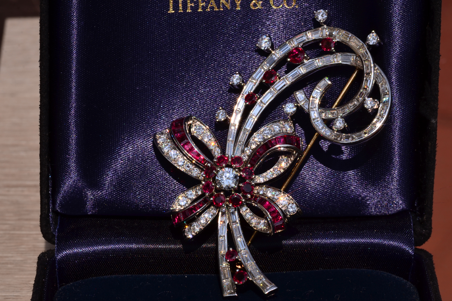 SOLD - The Val-Belair: Outstanding Tiffany and Company Natural Ruby and Diamond Brooch - Image 8