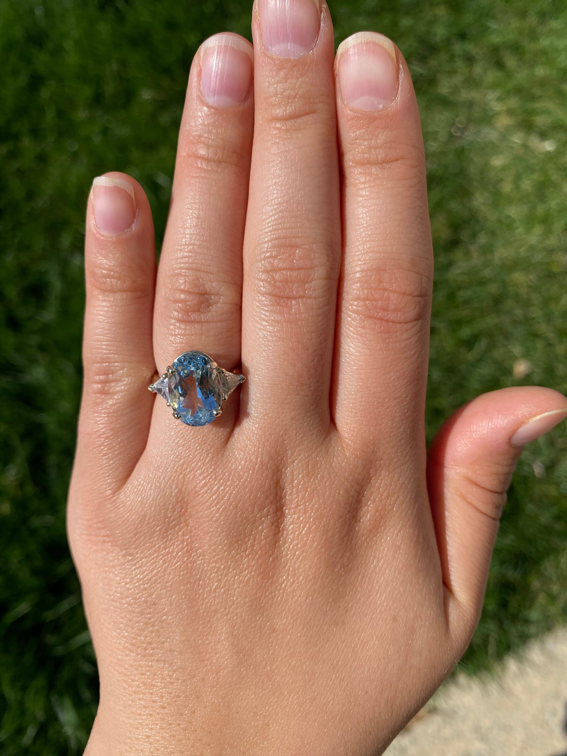 The Aubree: Lovely Aquamarine Ring set with Diamonds - Image 7