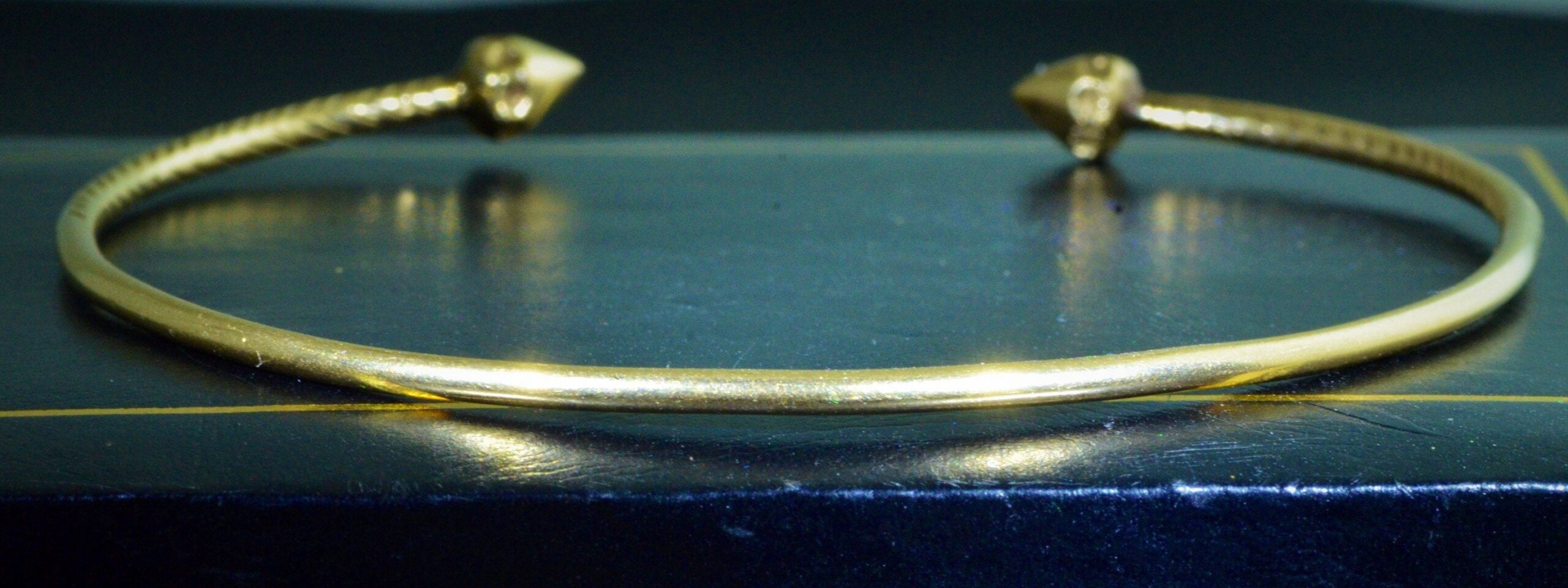 SOLD - The Belmar: Vintage Minimalist Bangle Bracelet in Yellow Gold - Image 4