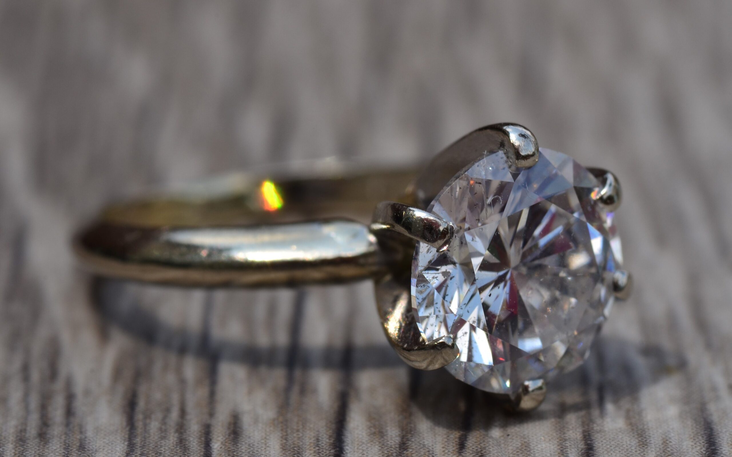 SOLD - The Steadfast: 2.50 Carat Round Brilliant Cut Solitaire Engagement Ring - Image 5