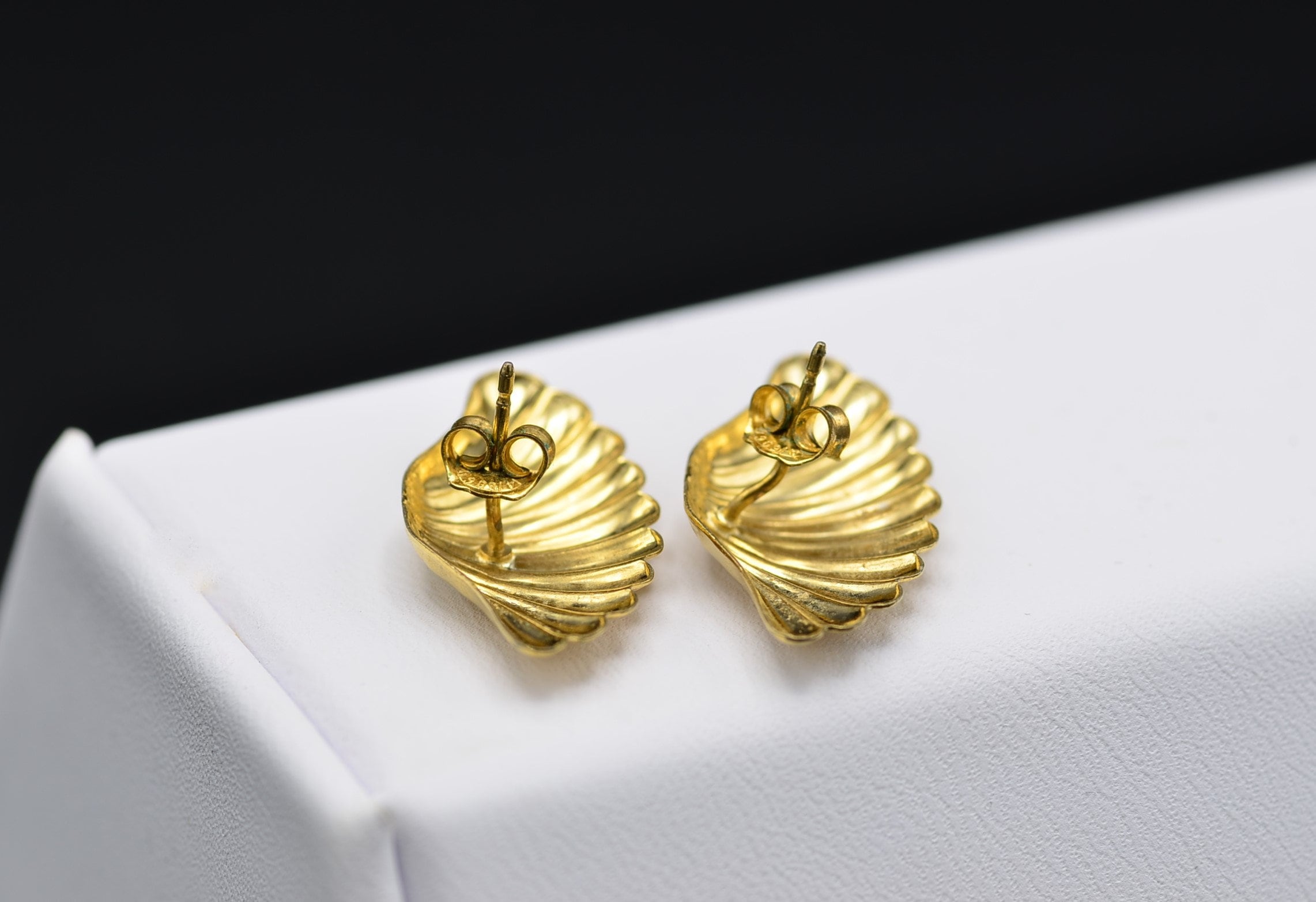 SOLD - The Pickford: Vintage Yellow Gold Filled Fan Earrings - Image 3